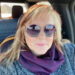 Meet your Posher, Jamey